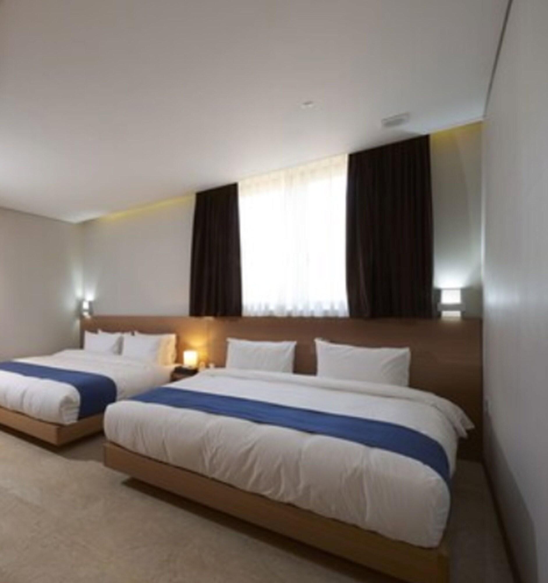 Benikea Hotel Yangsan Exterior photo
