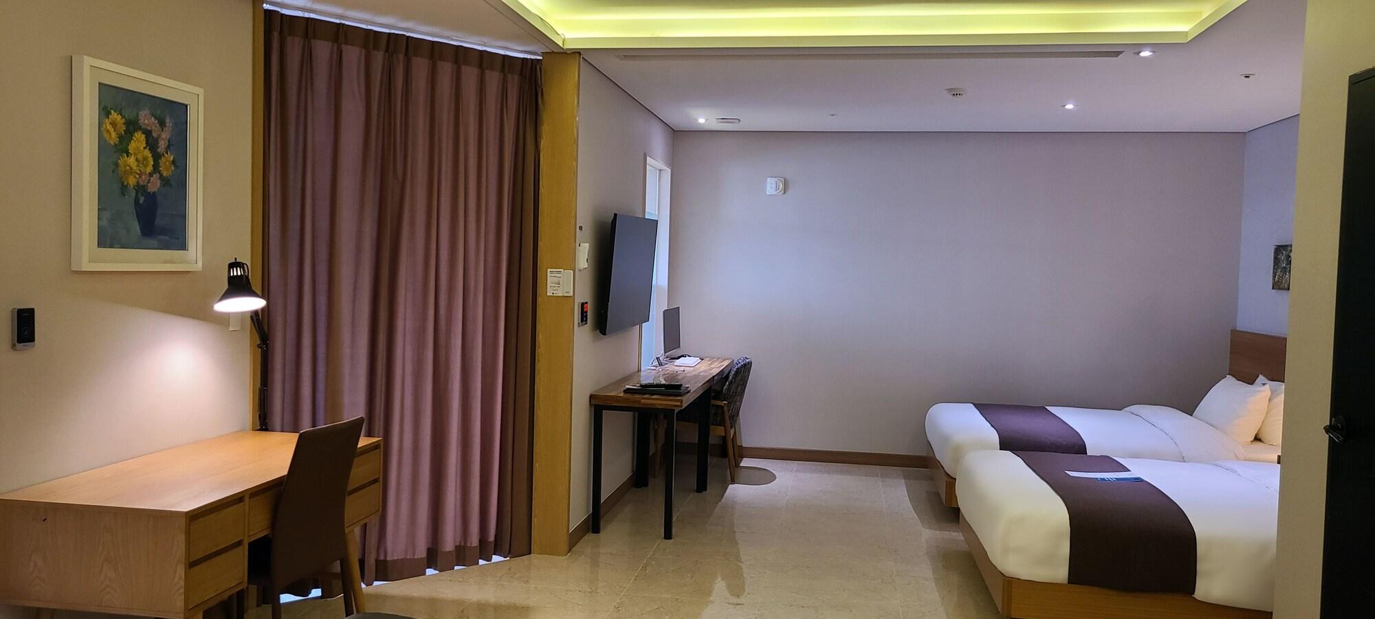 Benikea Hotel Yangsan Exterior photo