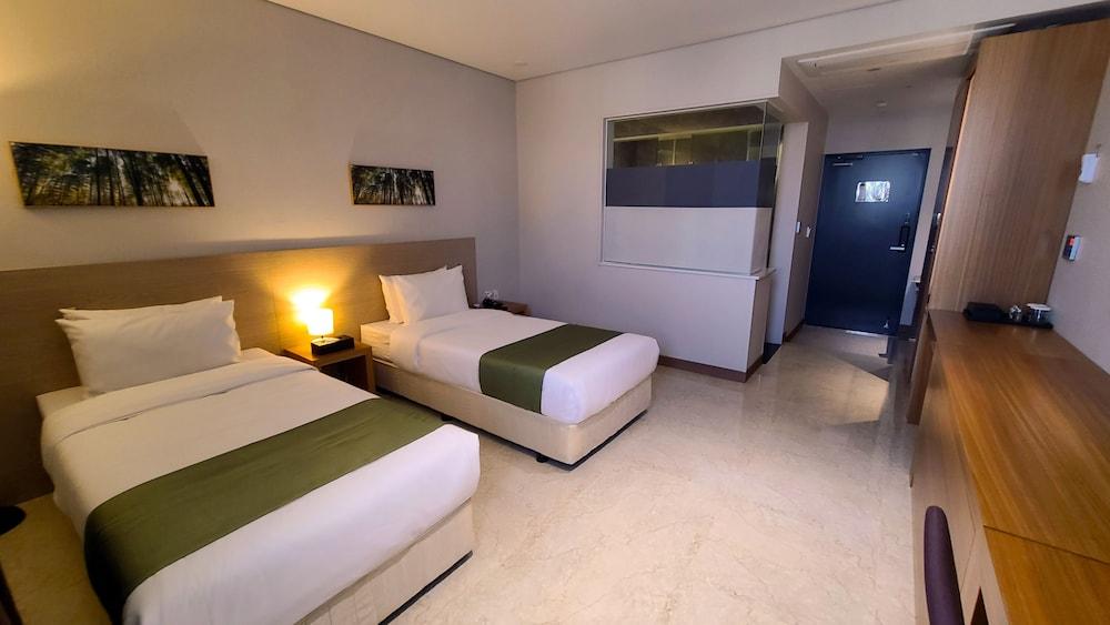Benikea Hotel Yangsan Exterior photo