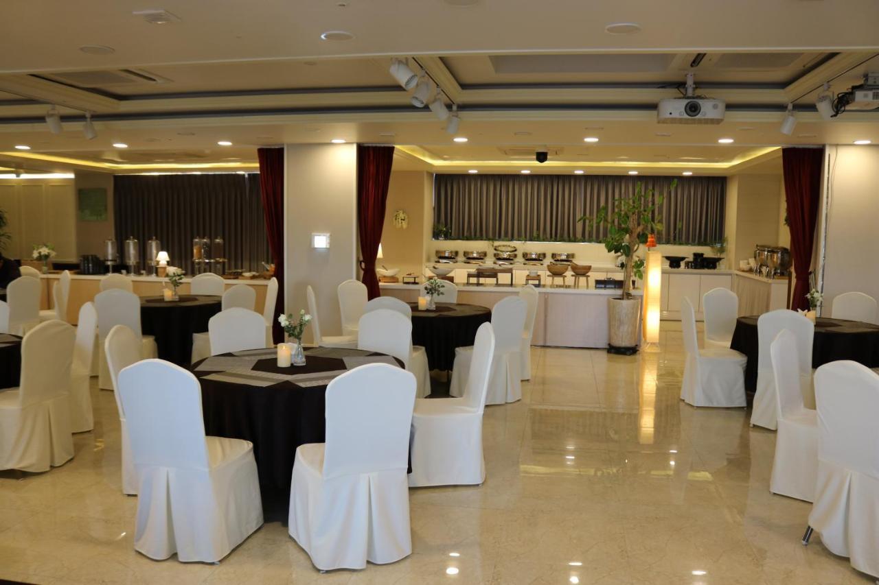 Benikea Hotel Yangsan Exterior photo